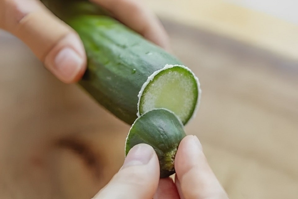 Dưa chuột bị đắng 4