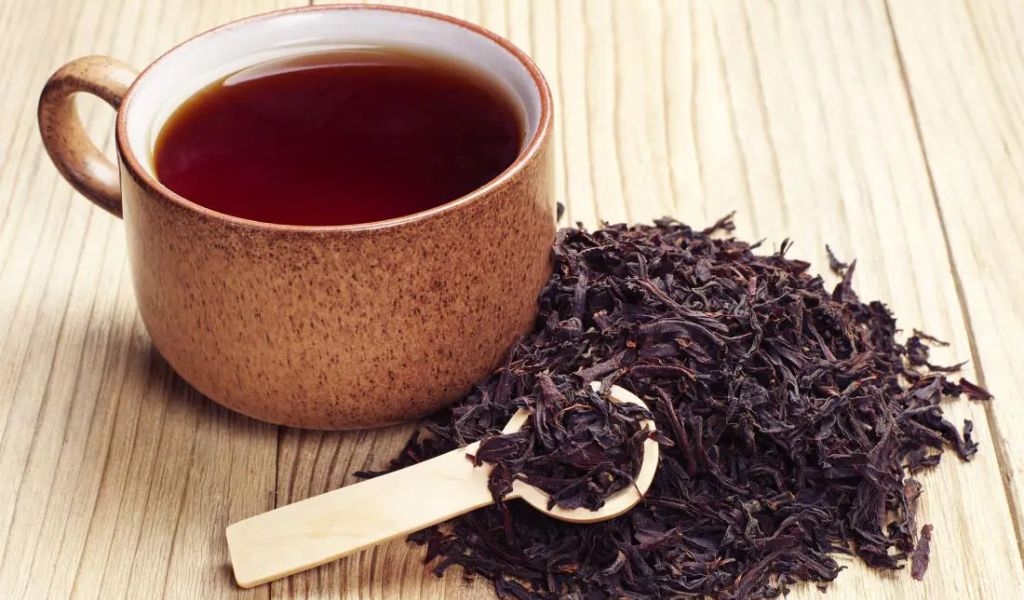 Hồng trà và trà đen giống hay khác nhau? Lợi ích, cách dùng và cách bảo quản đúng 5