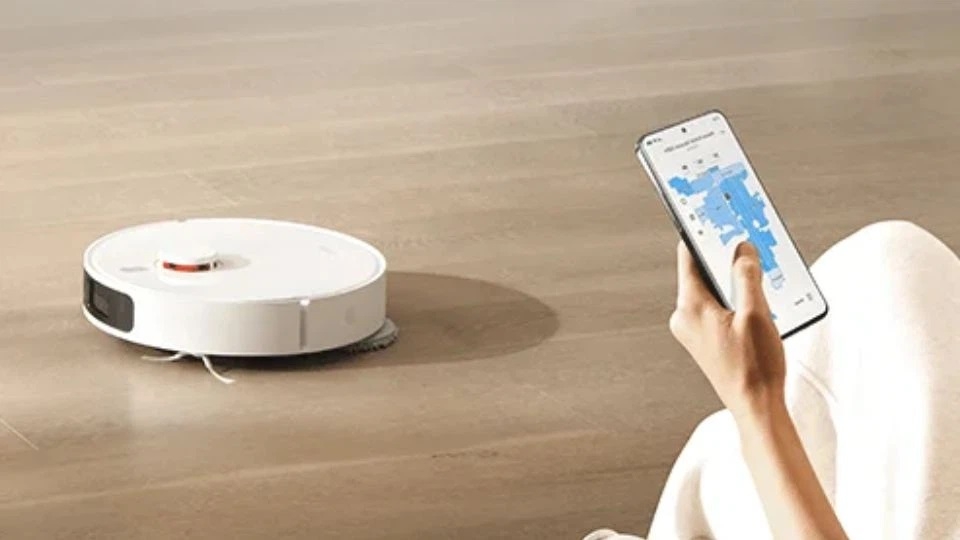 Điều khiển qua ứng dụng và giọng nói