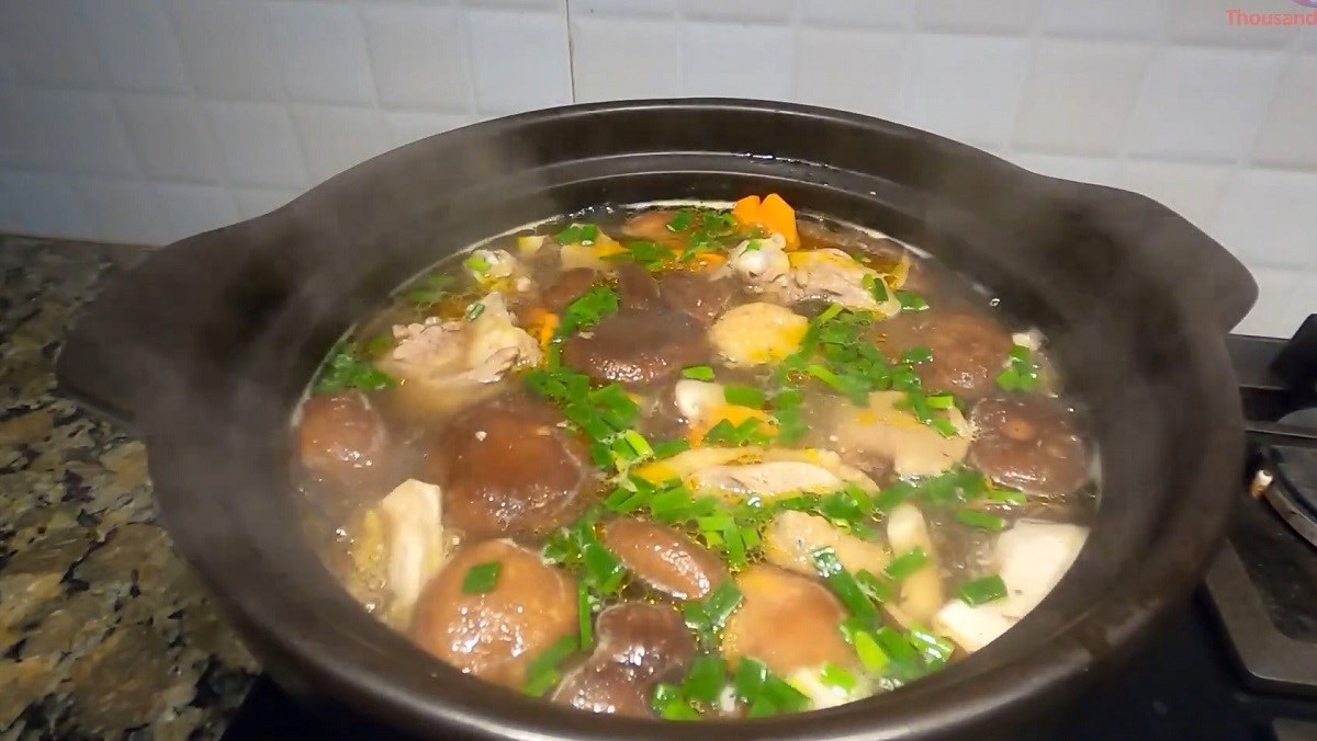 canh gà nấm hương - ảnh 4