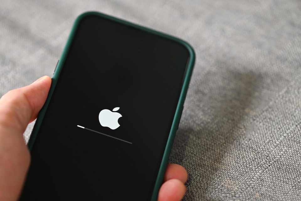 Các nguyên nhân làm cho iPhone 11 bị đơ màn hình