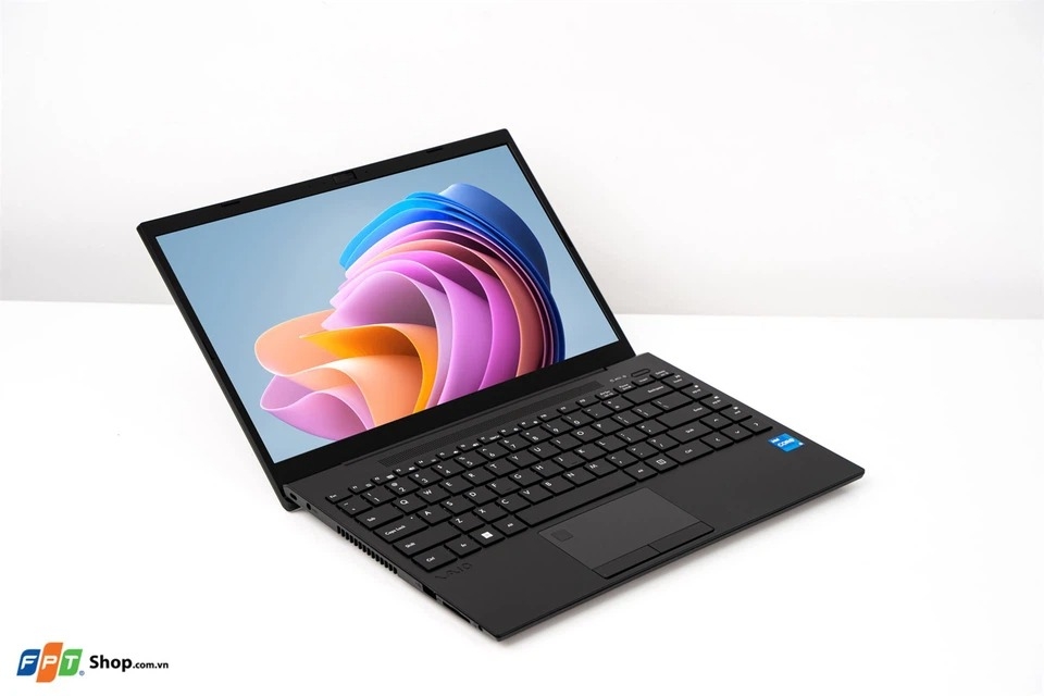 Laptop cho sinh viên ngoại ngữ dưới 15 triệu 2024 (hình 4)