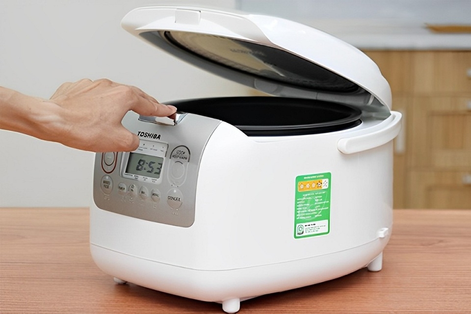 Cách bảo quản nồi cơm điện 2