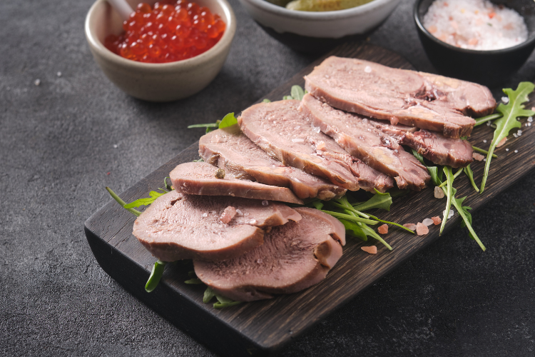 cách luộc lưỡi bò hình 5