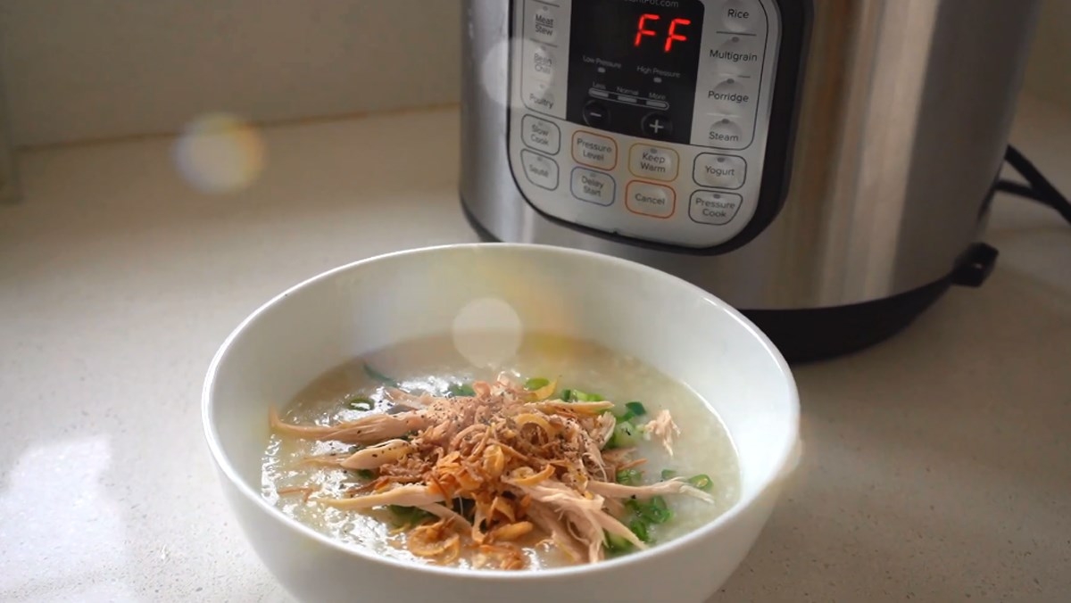 nên nấu cháo bằng nồi gì 2