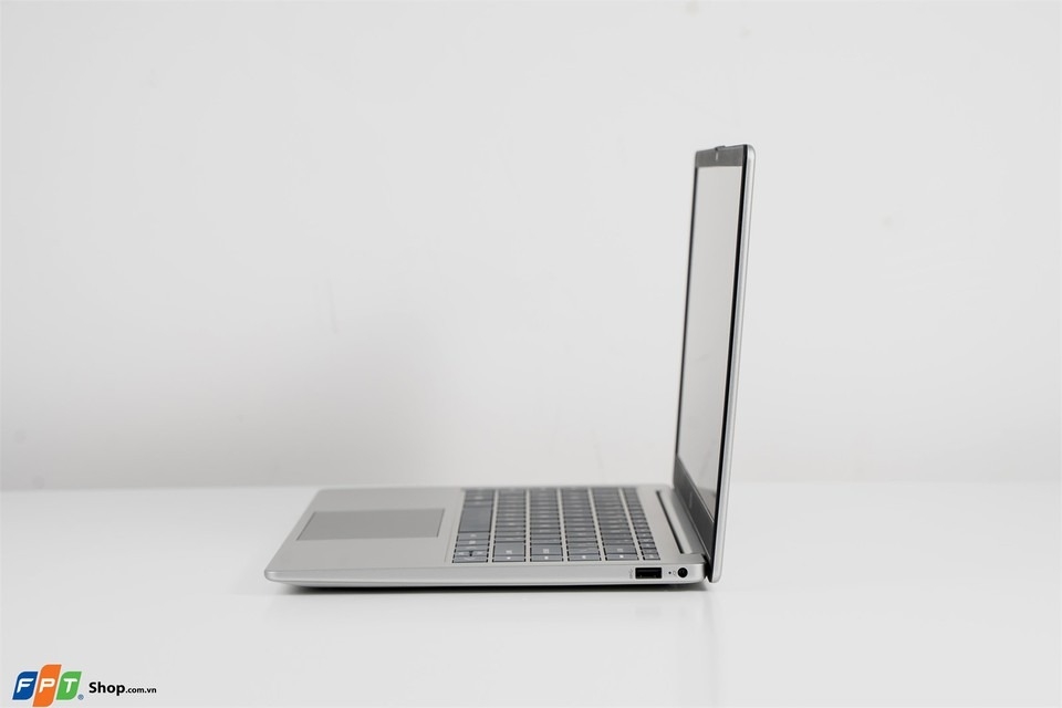 Laptop cho sinh viên luật 2024 (hình 9)