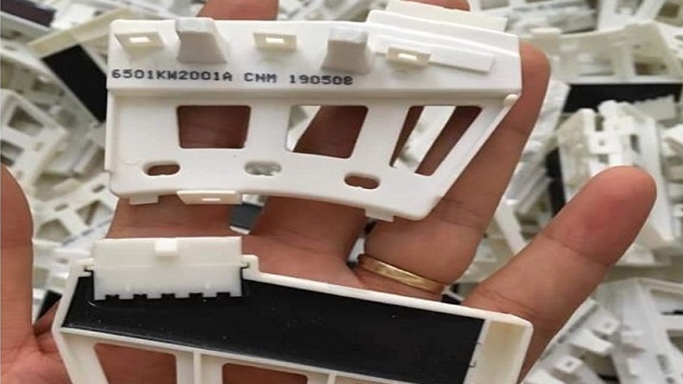 Cảm biến gặp vấn đề gây lỗi E3 máy giặt LG.