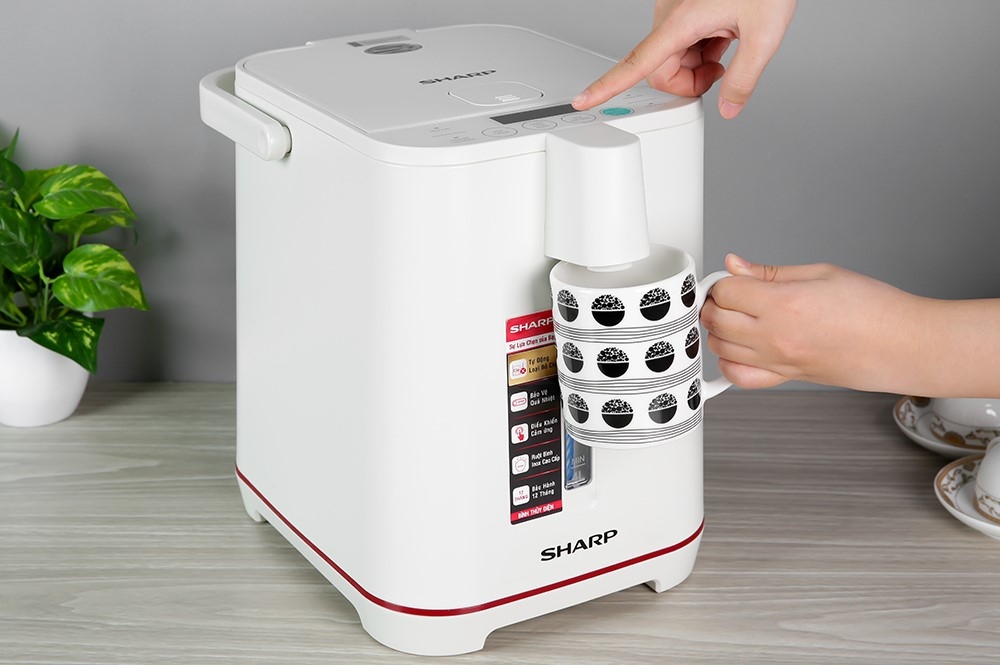 Bình thủy điện Sharp có tốt không hình 4