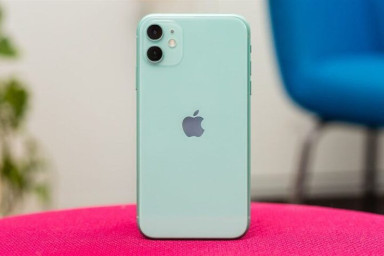 So sánh iPhone 11 và 11 Pro về camera