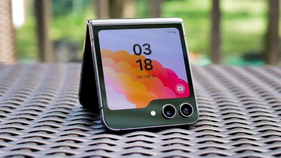 So sánh Galaxy Z Flip6 và Galaxy Z Flip5 (ảnh 6)