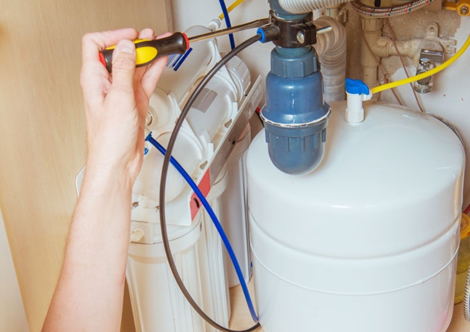 Máy lọc nước vẫn chạy nhưng không có nước 3