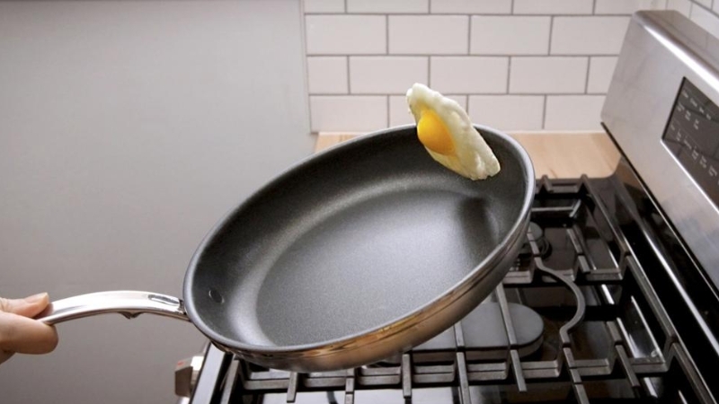 Chảo chống dính Whitford là gì?