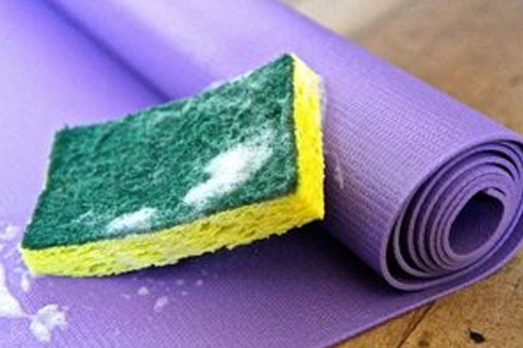 cách giặt thảm yoga 3