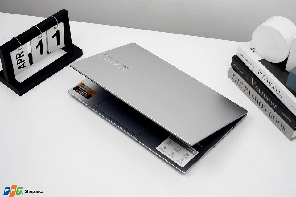 Laptop cho sinh viên ngành quản trị khách sạn 2024 (hình 1)