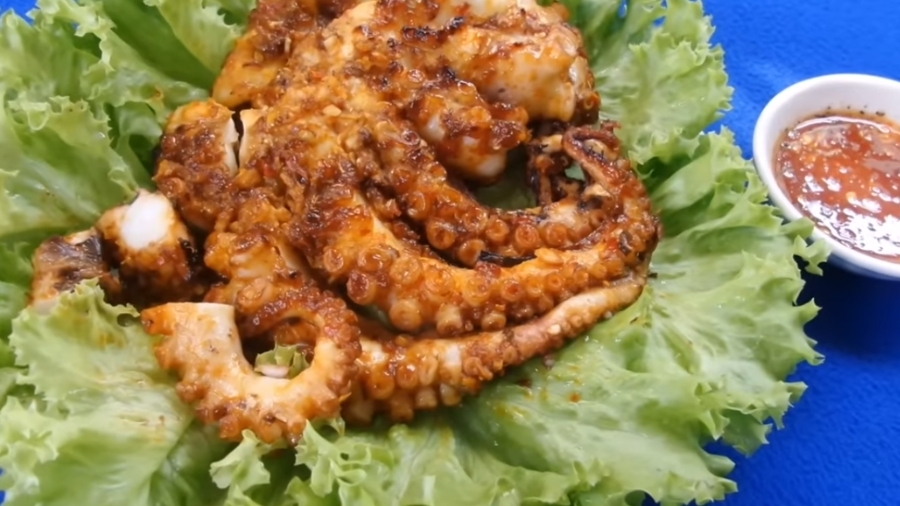Thành phẩm làm bạch tuộc nướng sa tế (công thức đầy đủ)