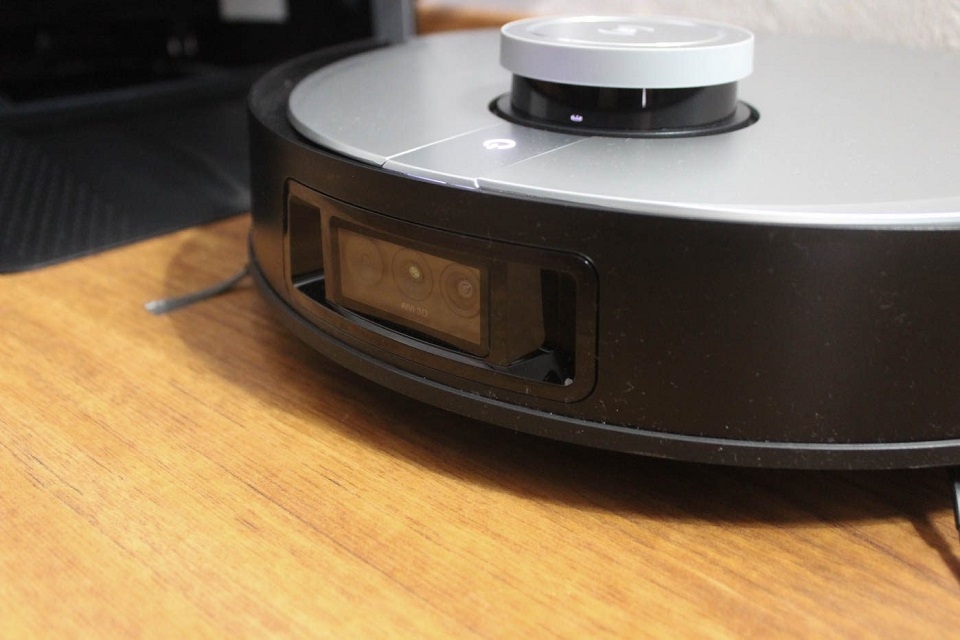 Camera RGB trên robot hút bụi lau nhà là gì?