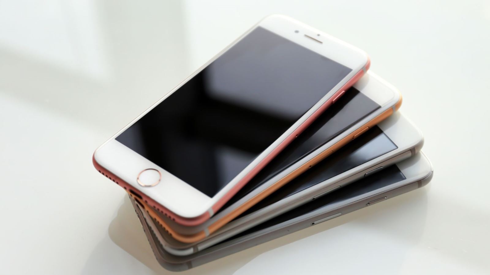 Hàng lướt là gì? iPhone lướt là gì?