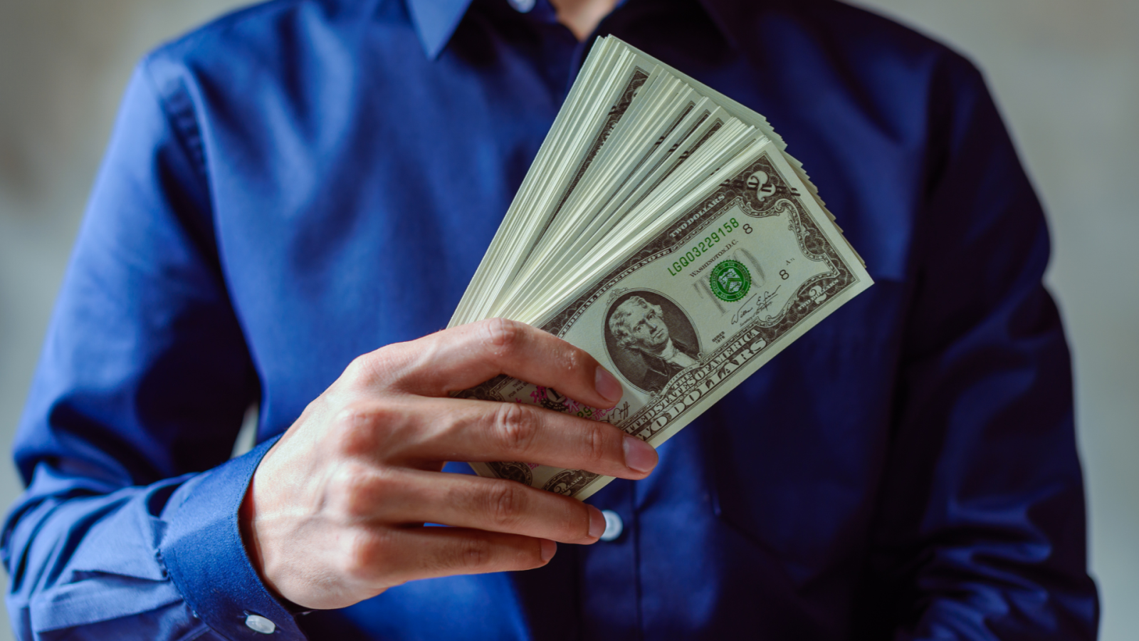 Chi phí khi đổi Đô la Mỹ sang Việt Nam Đồng