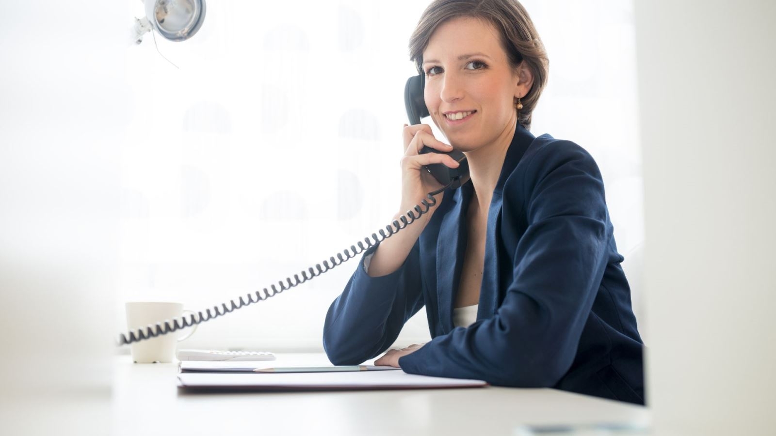 Liên hệ với nhà cung cấp dịch vụ viễn thông