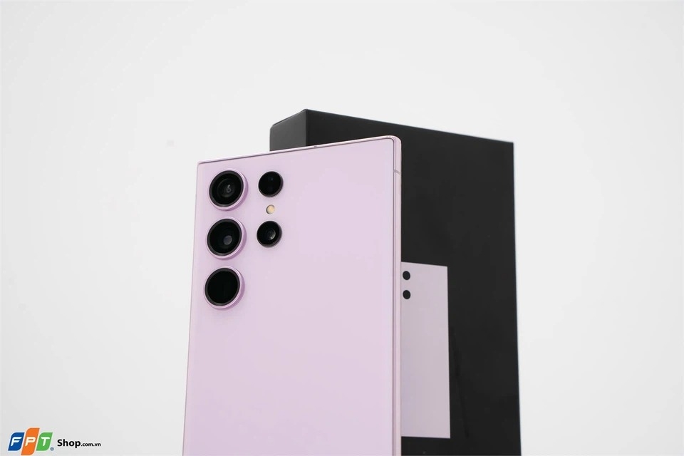 So sánh Galaxy Z Flip6 và Galaxy S23 Ultra (ảnh 7)