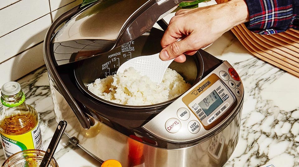 Nồi cơm điện - Ảnh 01