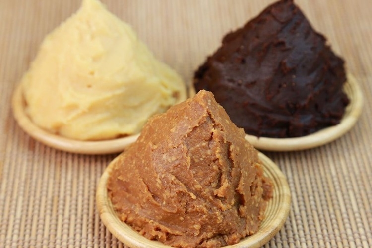 Miso là gì? Có mấy loại Miso? Gợi ý các món ăn hấp dẫn với Miso mà bạn nhất định phải thử 1