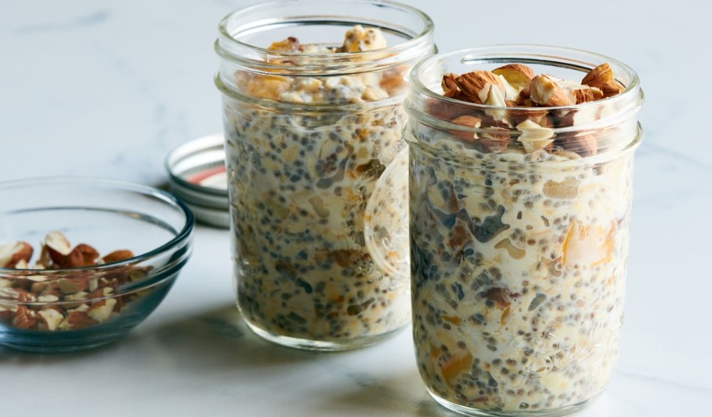 Overnight oats là gì? Cách chế biến và lưu ý khi sử dụng để nhận được tối đa lợi ích 1