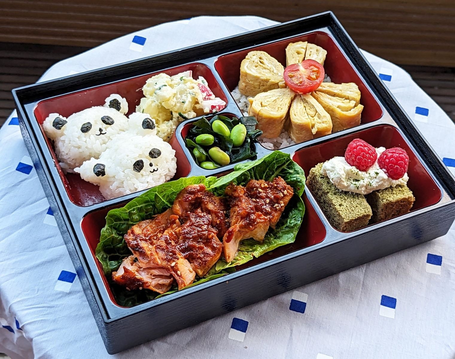 i u Th V ng Sau Nh ng H p C m Bento Truy n Th ng Nh t B n i u Th V ng Sau Nh ng H p C m Bento Truy n Th ng Nh t B n