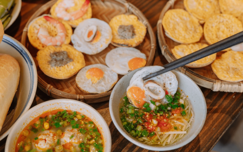 Bánh căn ở Đà Lạt