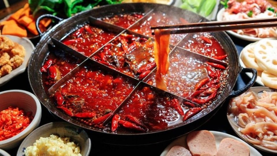 Lẩu cay Tứ Xuyên