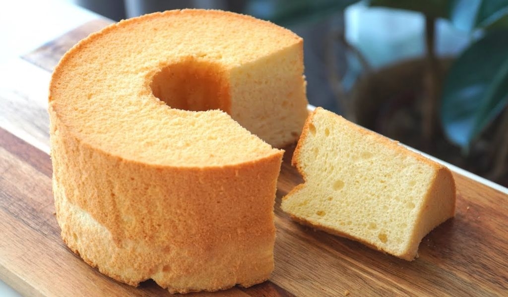 Bánh chiffon là gì? Các lỗi thường gặp khi làm bánh chiffon và sự khác biệt với bánh bông lan 1
