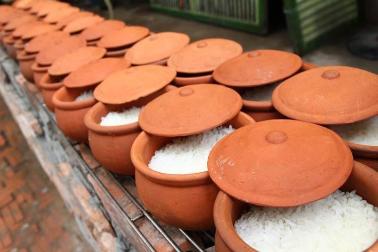 nồi cơm niêu hình 2