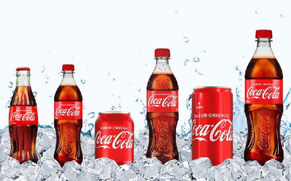 Nước ngọt có ga Coca Cola.