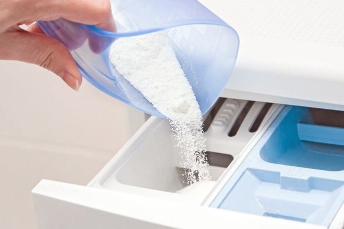 Cách dùng bột giặt cho máy giặt đúng cách và an toàn, tăng hiệu quả làm sạch quần áo 6