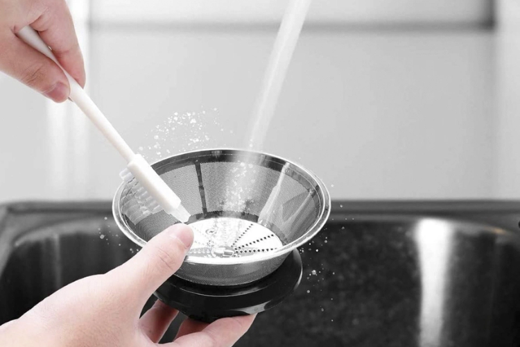 Cách lắp máy ép hoa quả hình 5