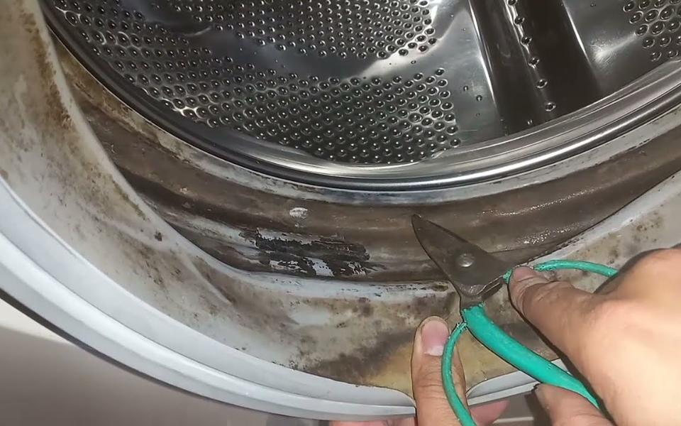Gioăng máy giặt bị hỏng do nhiều nguyên nhân khác nhau