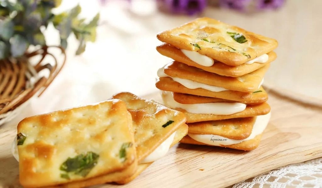 Cách làm bánh quy mặn nhâm nhi trà chiều đơn giản và cách bảo quản bánh quy lâu dài 2