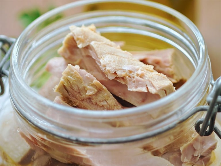 cách làm cá ngừ ngâm dầu 7