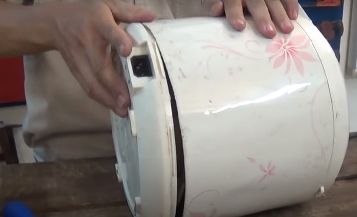 Cách tháo nồi cơm điện 6