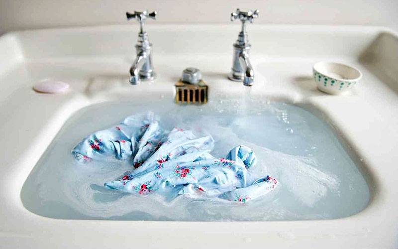 Cách sử dụng viên xả vải cho máy giặt hình 5