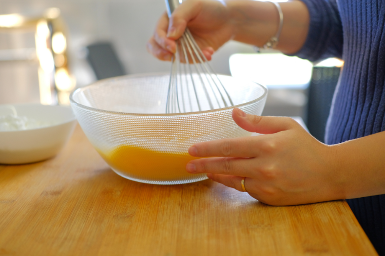 Cách làm trứng hấp Hàn Quốc hình 2