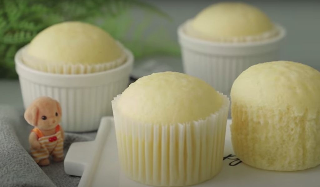 Hướng dẫn cách làm bánh trứng sữa hấp đơn giản, thơm ngon mà không cần lò nướng 3