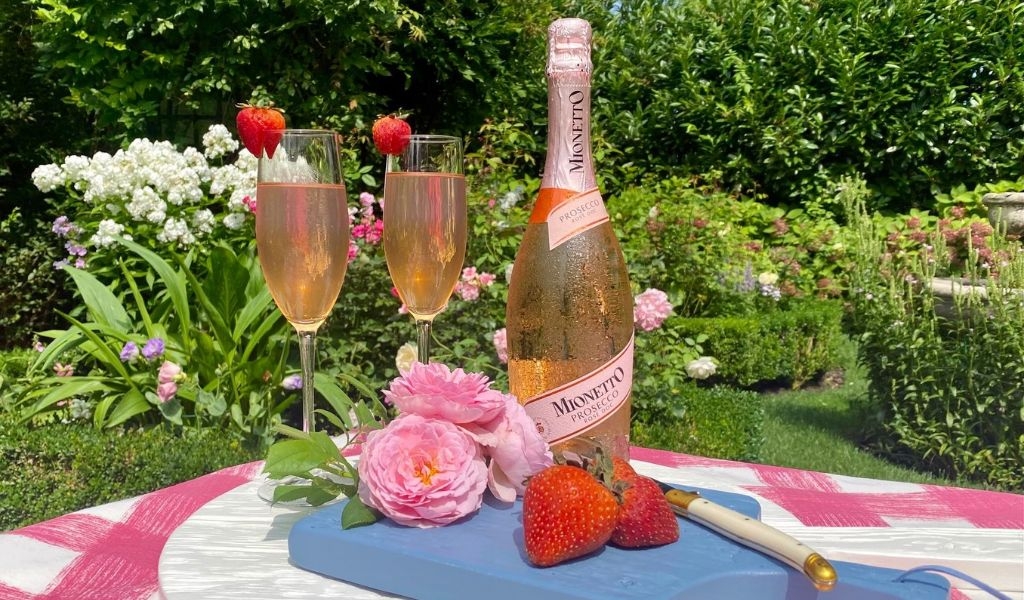 Vang sủi bọt - Sparkling wine là gì? Những điều thú vị có thể bạn chưa biết về vang sủi tăm 4