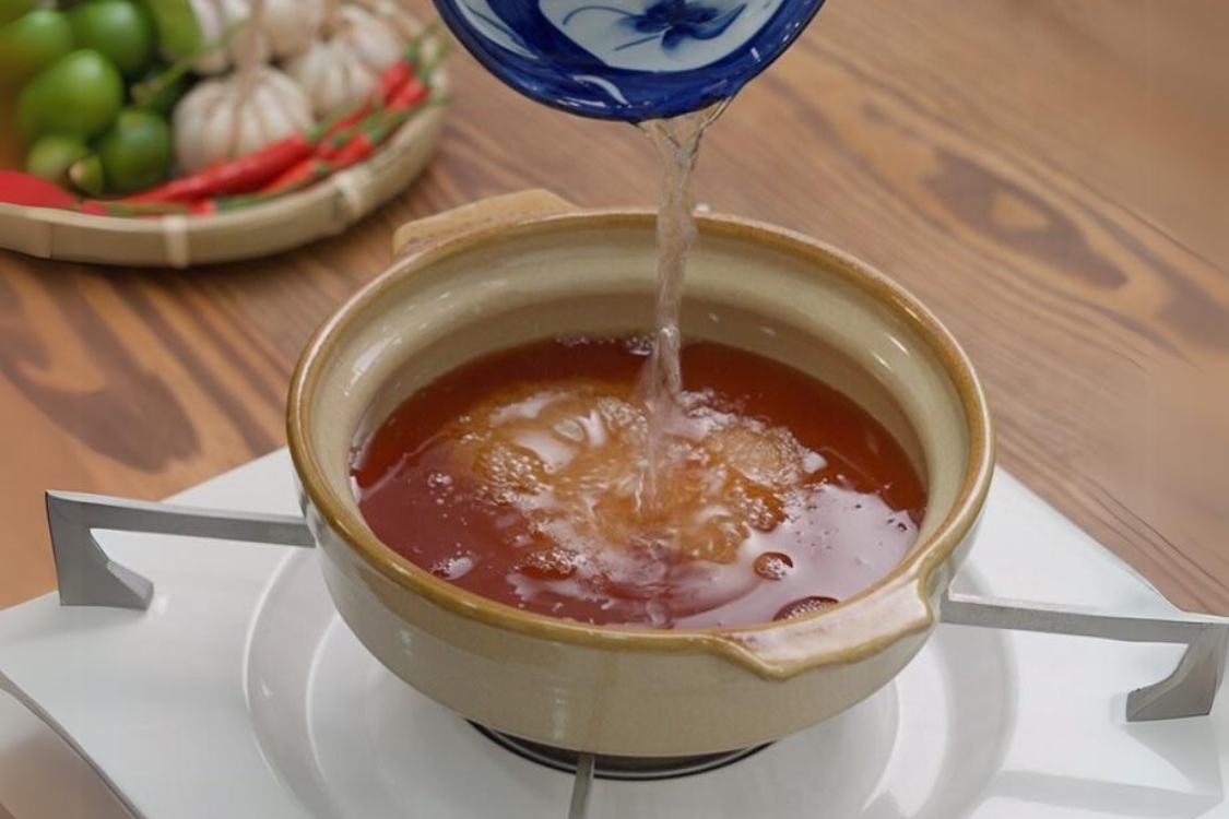 Cách làm nước chấm bánh xèo