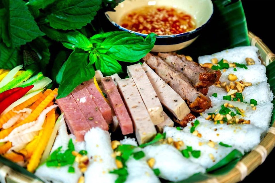 Yêu cầu nước mắm ăn bánh hỏi