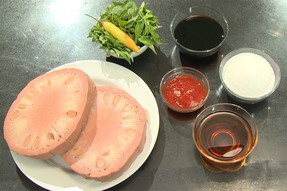 Chuẩn bị nguyên liệu mít kho tộ