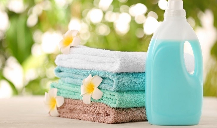 Cách dùng nước xả vải thơm cho máy giặt để quần áo luôn thơm tho như giặt ở tiệm 4