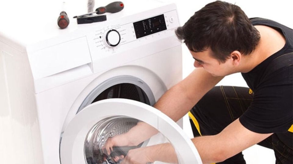 Máy giặt phát ra tiếng ồn lớn