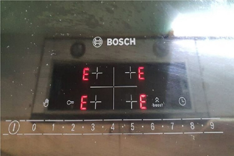 Bếp từ Bosch báo lỗi E nhấp nháy