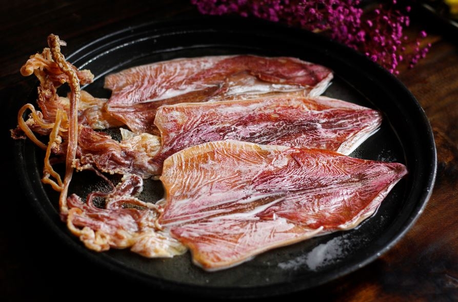 cách nướng mực khô 04